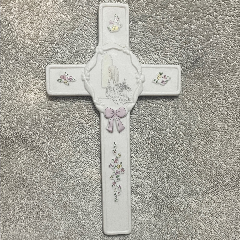 Vintage Precious Moments cross